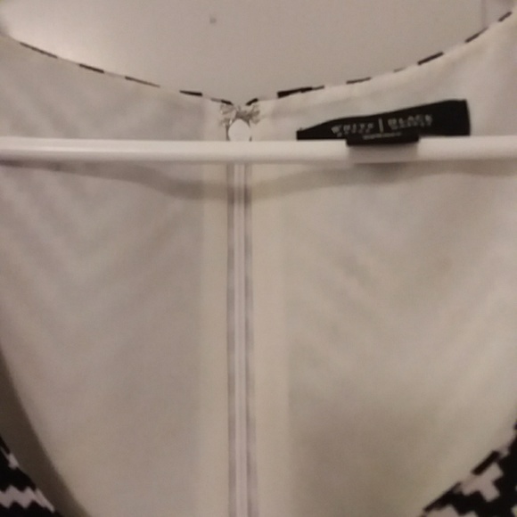 White House Black Market Dress - Picture 6 of 6